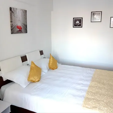 70m² 2 Slaapkamer, 1 Privé Badkamer In Astra Appartement