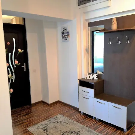 70m² 2 Slaapkamer, 1 Privé Badkamer In Astra Appartement Braşov