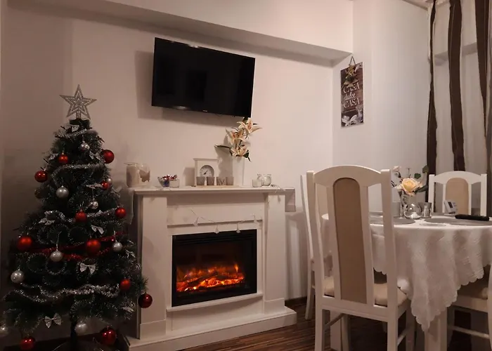 Fleur De Lys * Brasov